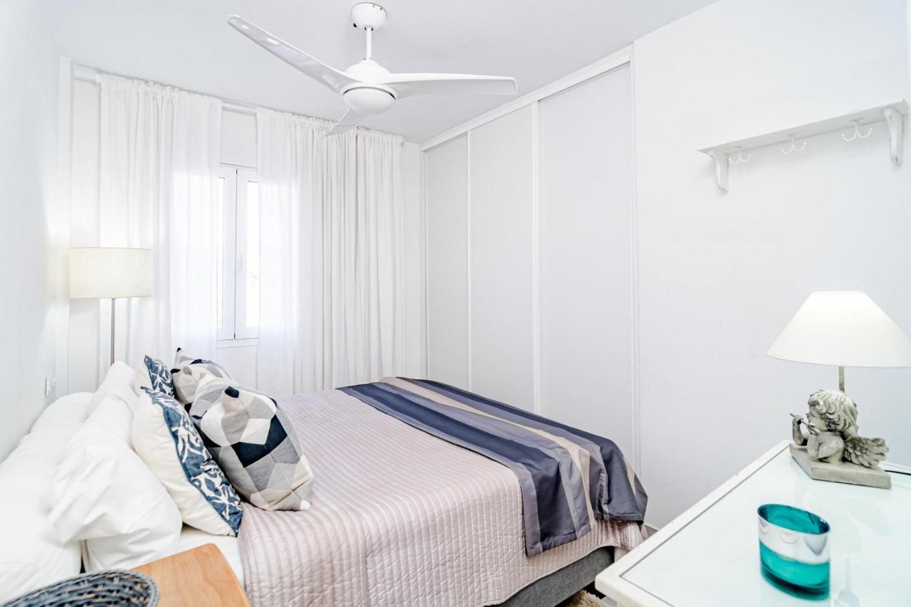 CP - Modern Beachside Apartment in Estepona Exterior foto